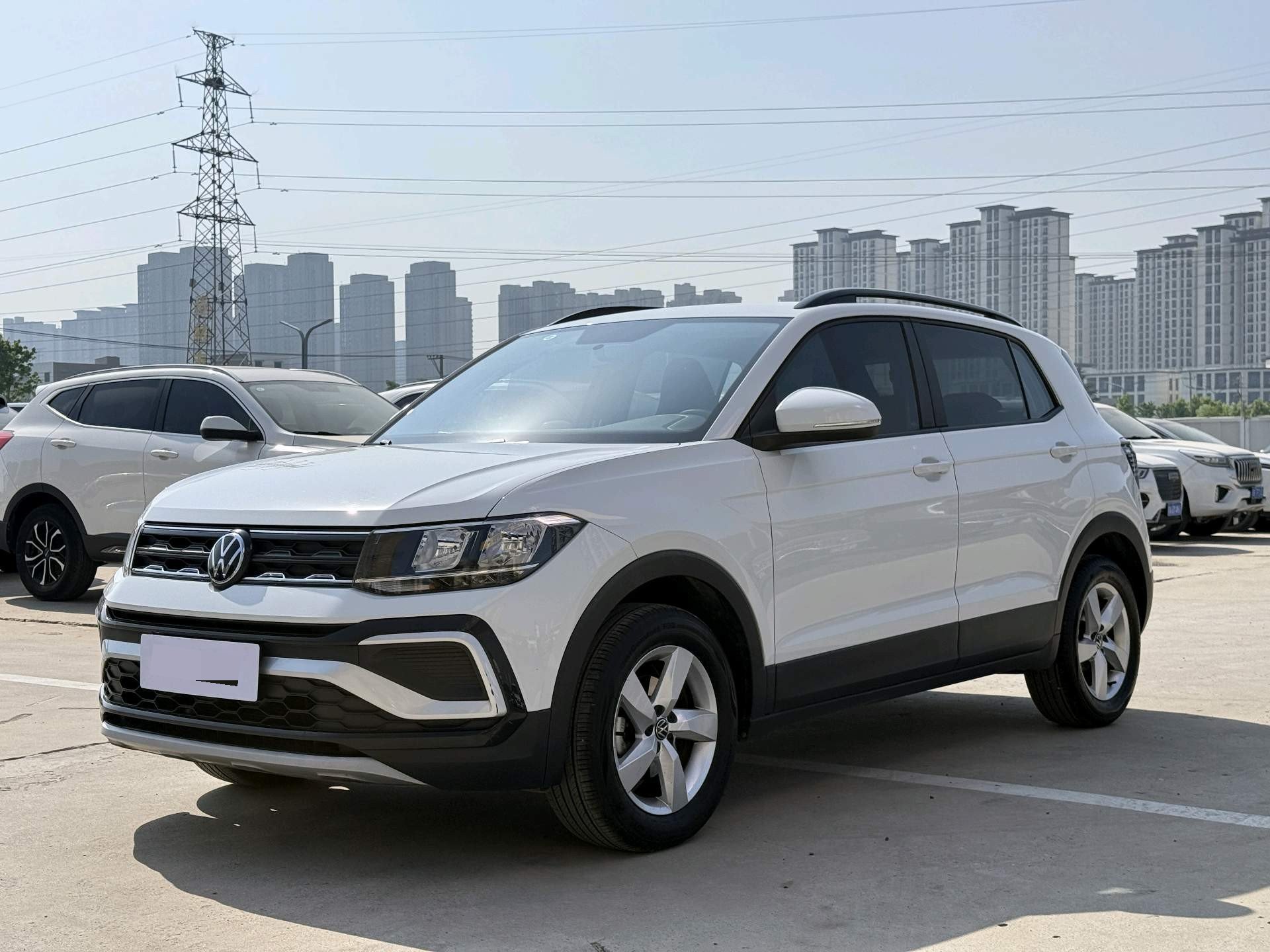 Volkswagen T-Cross 2025 car image 