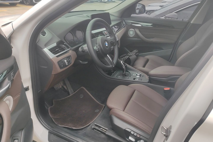 BMW X1 2021 #16 BMW X1 2021 car image #16