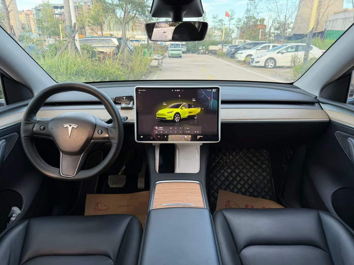 Tesla Model Y 2022 #3 Tesla Model Y 2022 car image #3