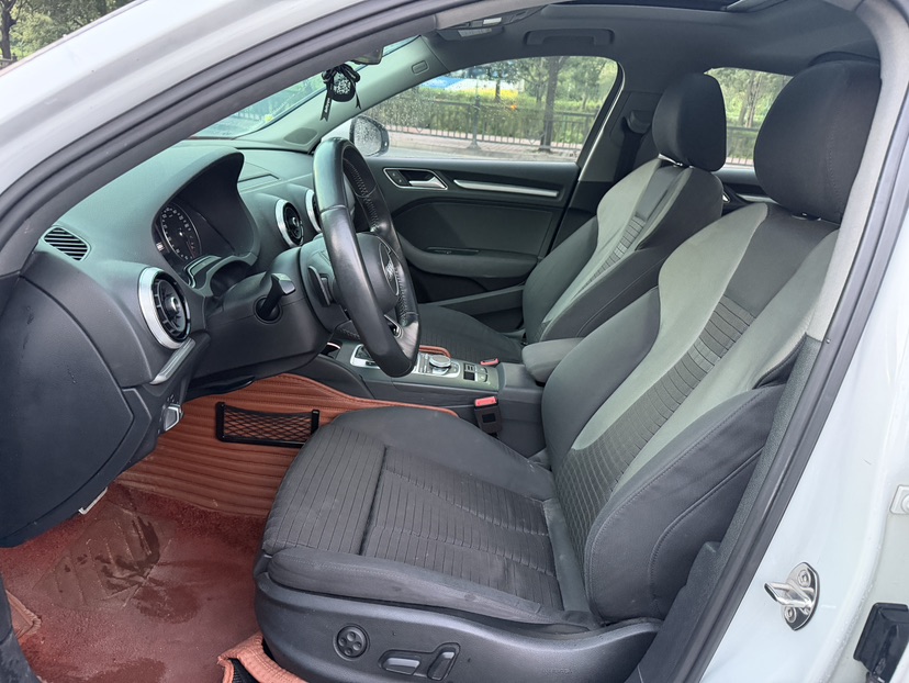 Audi A3 2019 immagine di auto #6