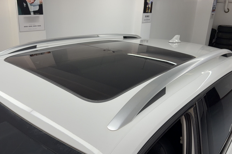 Volkswagen Tacqua 2021 car image #29