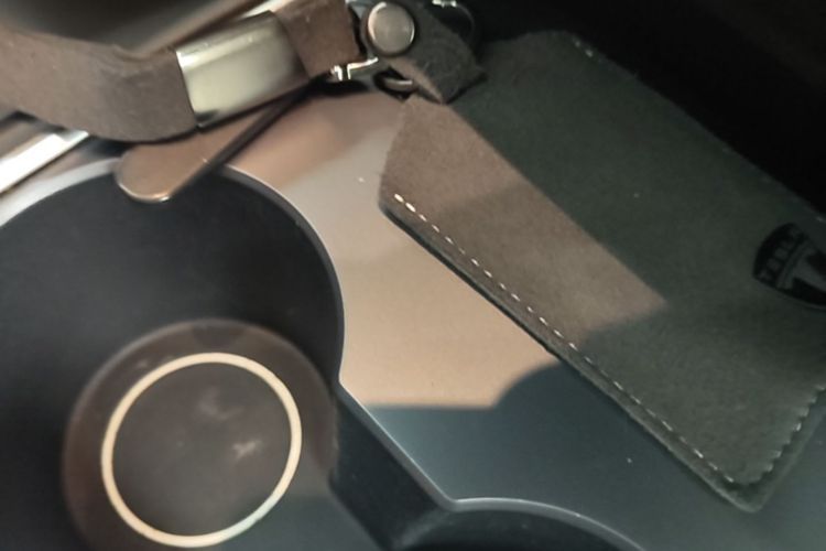 Tesla Model 3 2021 car image #9