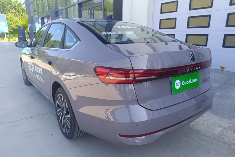 2025 car image #7