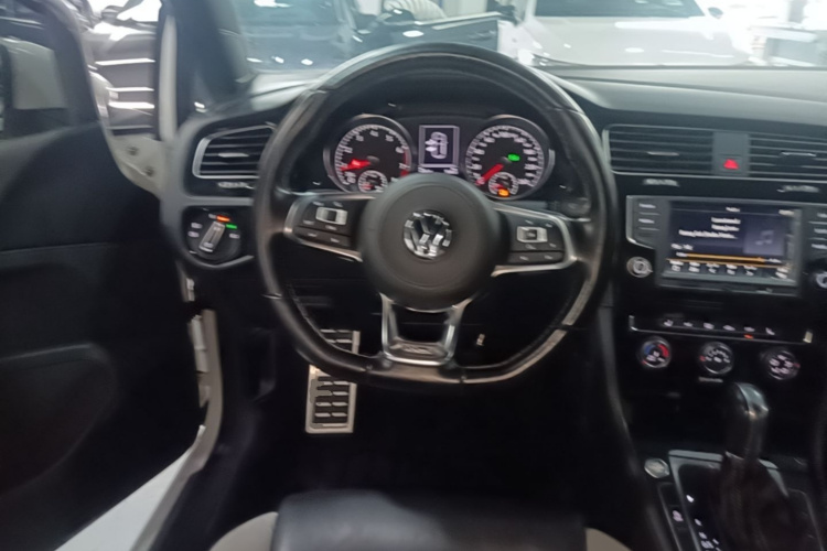 Volkswagen Golf 2017 #15 Volkswagen Golf 2017 car image #15