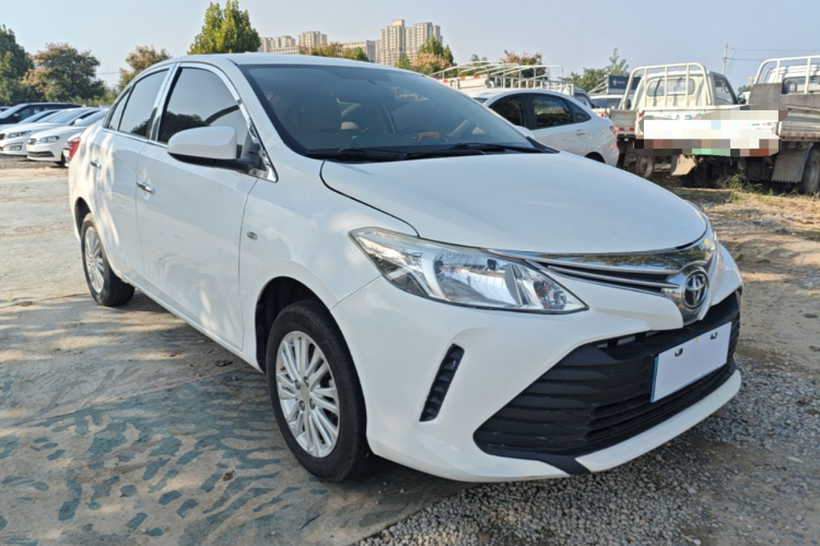 Toyota Vios 2017 صورة سيارة #4