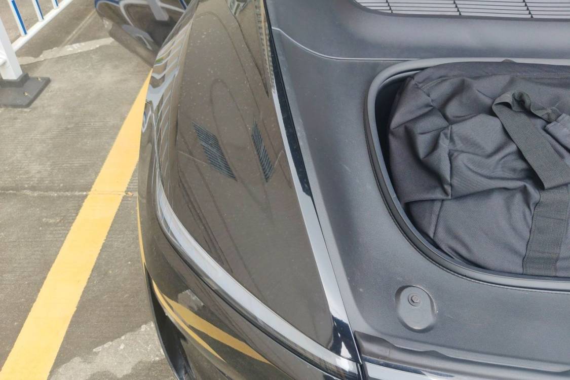 Tesla Model Y 2025 #11 Tesla Model Y 2025 immagine di auto #11