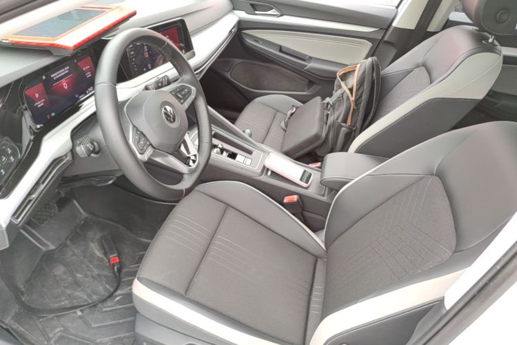 Volkswagen Golf 2021 #15 Volkswagen Golf 2021 car image #15