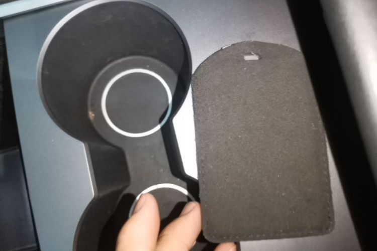 Tesla Model Y 2024 car image #11