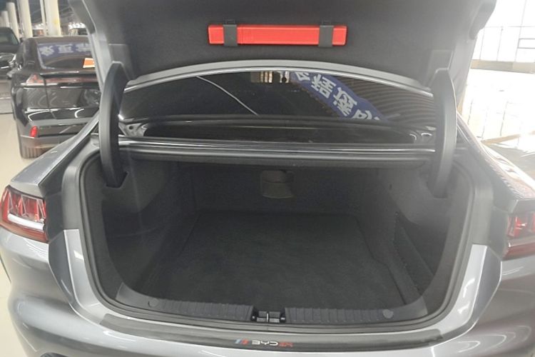 BYD Han 2022 car image #19