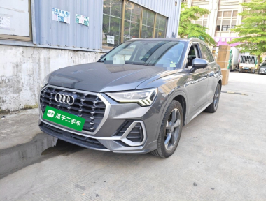 Audi Q3 2021 car image 