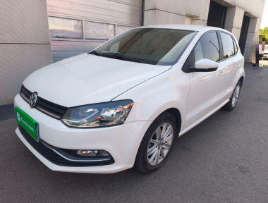 Volkswagen Polo 2015 image de voiture 