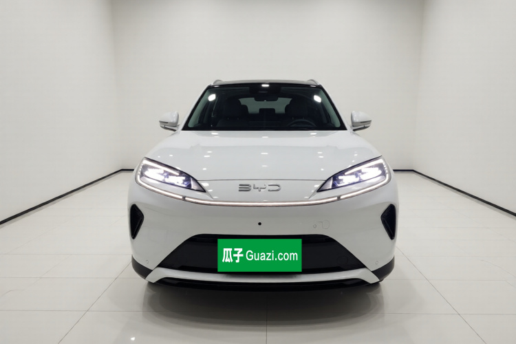 BYD Sea Lion 07 DM-i 2025 car image #3