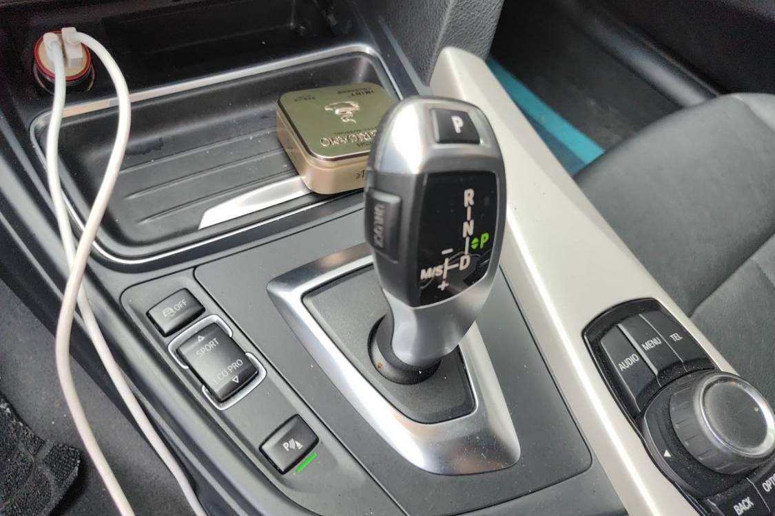 BMW 3 Series 2015 car image #29