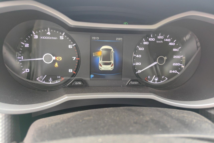 GEELY Emgrand GS 2017 car image #16