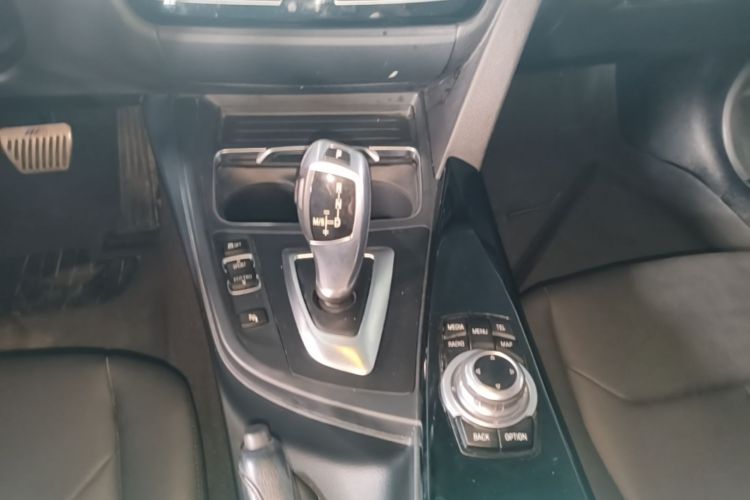 BMW 3 Series 2016 imagen de coche #14