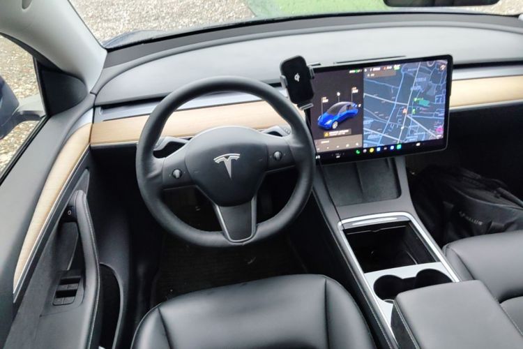 Tesla Model Y 2021 #11 Tesla Model Y 2021 immagine di auto #11