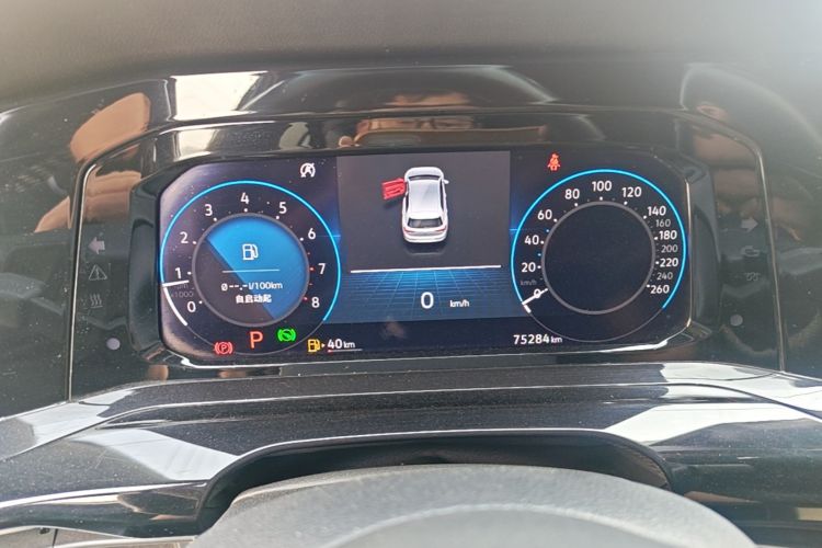 Volkswagen Golf 2021 صورة سيارة #16