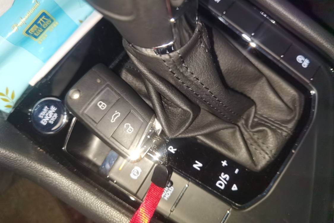 Volkswagen Tharu 2019 car image #28