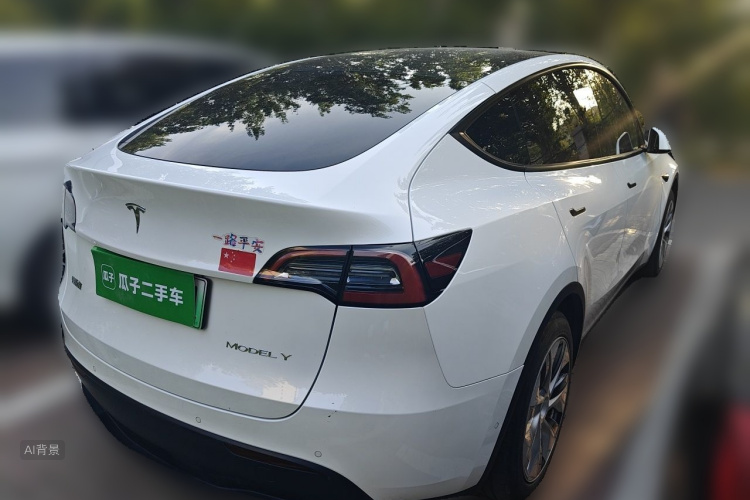 Tesla Model Y 2023 #7 Tesla Model Y 2023 car image #7