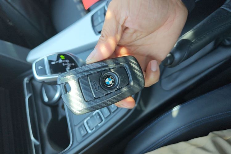BMW 3 Series 2018 #14 BMW 3 Series 2018 car image #14