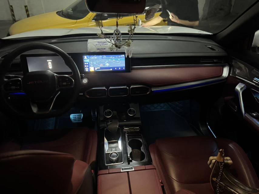 Jetour X70 PLUS 2022 car image #5