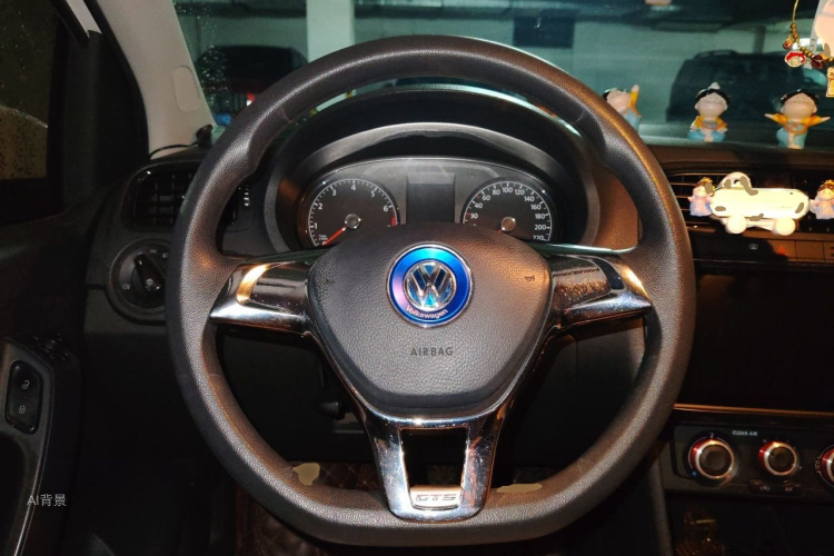 Volkswagen Polo 2017 #12 Volkswagen Polo 2017 car image #12