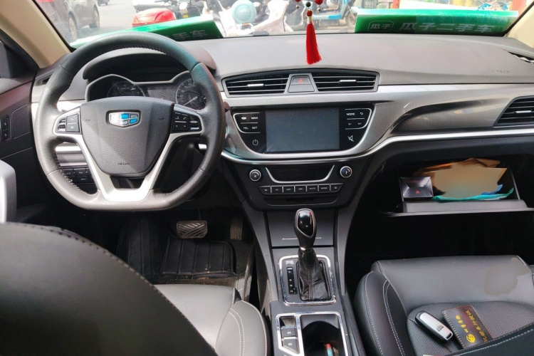 GEELY Emgrand 2017 immagine di auto #12