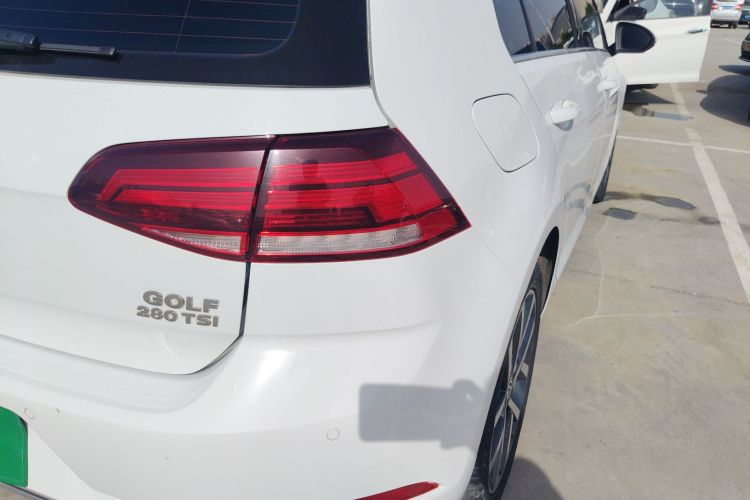 Volkswagen Golf 2020 صورة سيارة #8