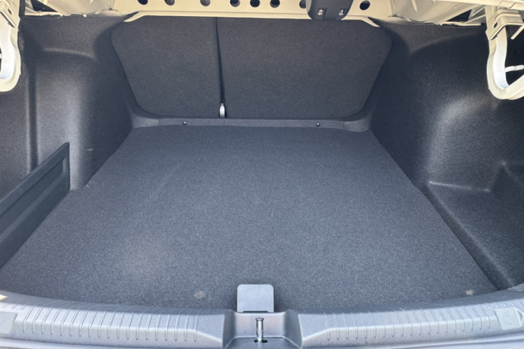 Volkswagen Bora 2023 car image #21
