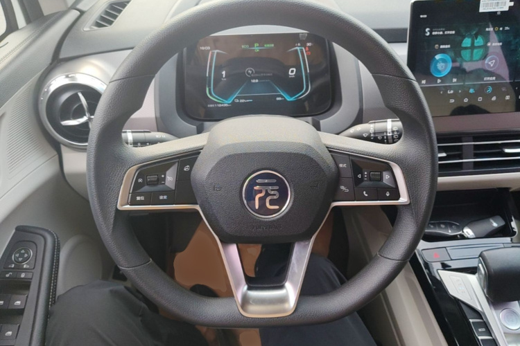 BYD Yuan Pro 2021 car image #11