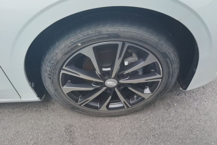 GEELY Emgrand 2024 #9 GEELY Emgrand 2024 imagen de coche #9
