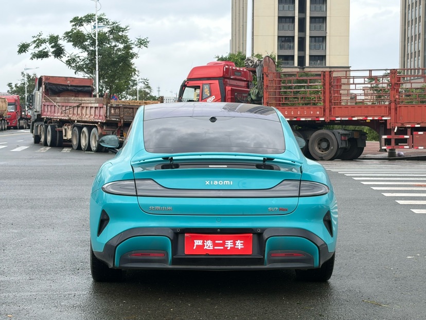 MI SU7 2024 car image #8