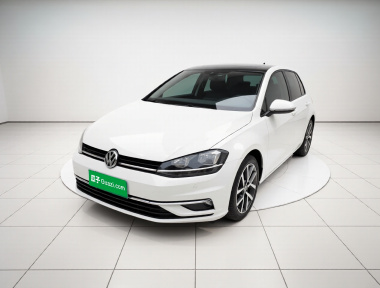 Volkswagen Golf 2020 car image 