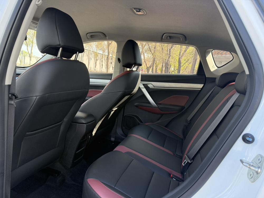 GEELY Coolray 2022 car image #14