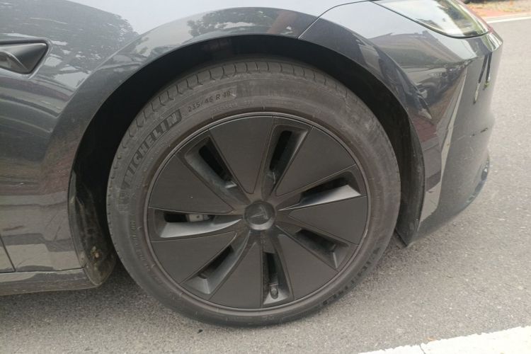 Tesla Model 3 2024 #6 Tesla Model 3 2024 car image #6