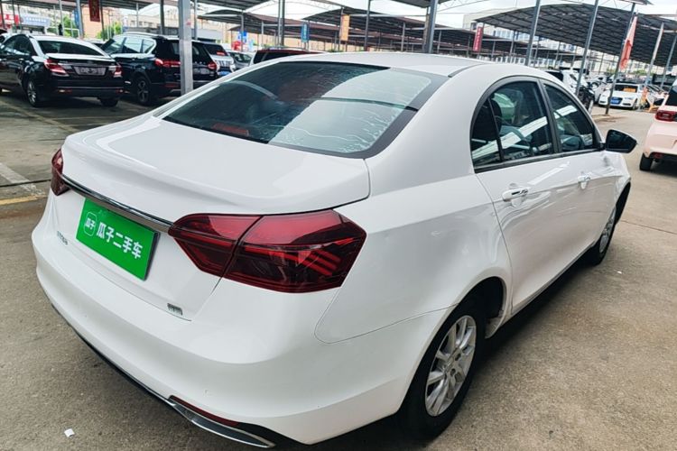 GEELY Emgrand 2020 car image #7