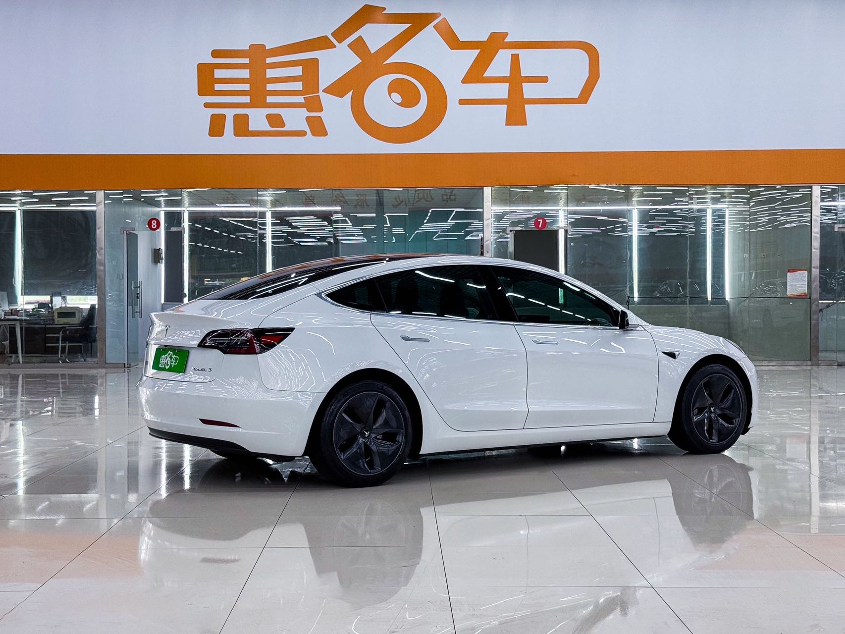 Tesla Model 3 2020 car image #8