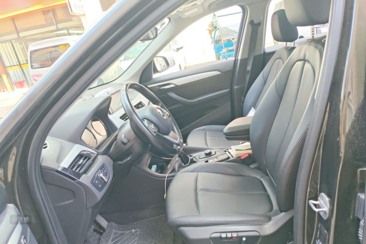 BMW X1 2019 car image #17