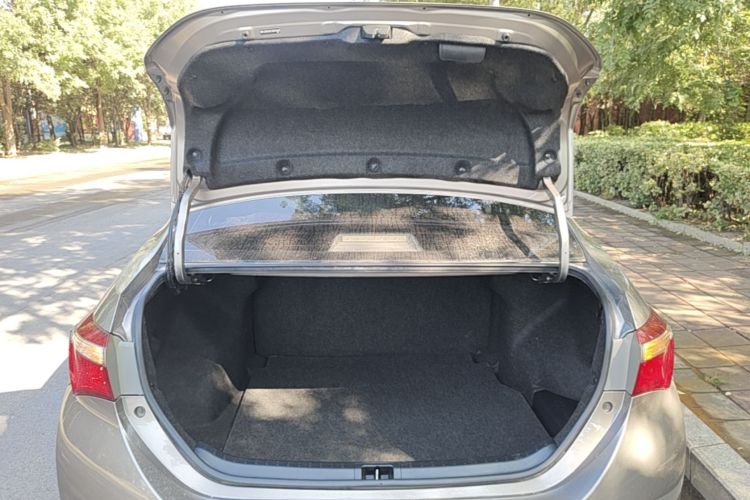 Toyota Corolla 2017 #19 Toyota Corolla 2017 car image #19