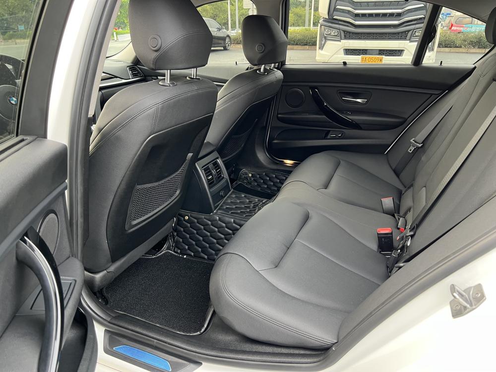 BMW 3 Series 2019 #9 BMW 3 Series 2019 car image #9
