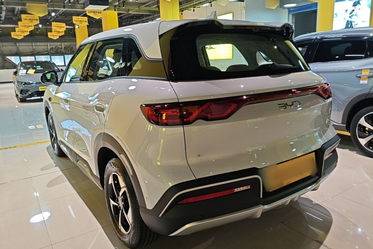 BYD YuanUP 2025 #7 BYD YuanUP 2025 car image #7