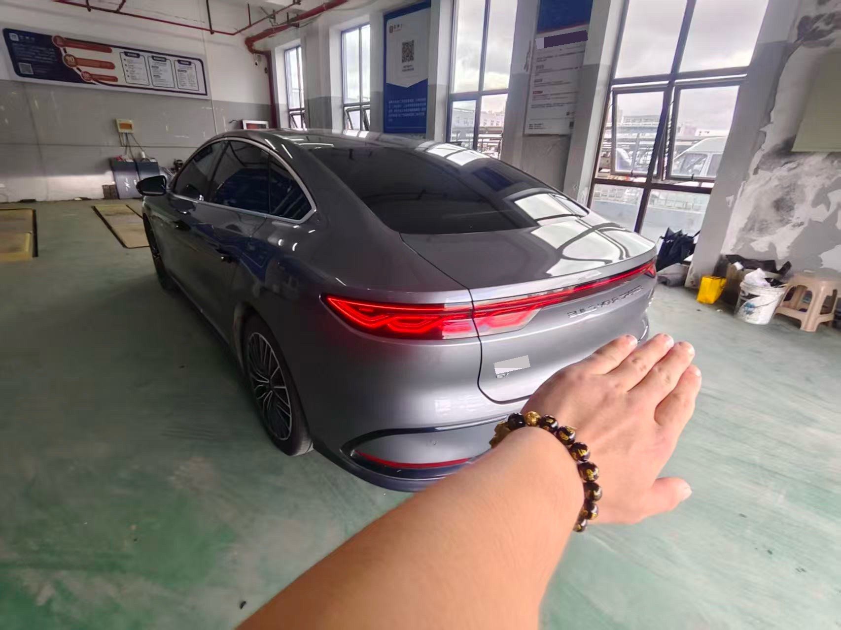 BYD Han 2024 car image #5