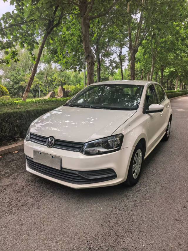 Volkswagen Polo 2017 immagine di auto 