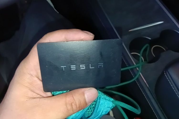 Tesla Model Y 2022 #9 Tesla Model Y 2022 car image #9