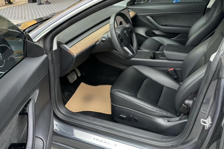 Tesla Model 3 2022 immagine di auto #22