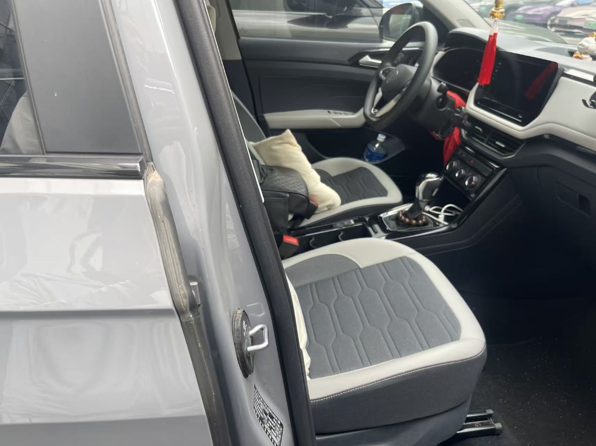 Volkswagen Tharu 2025 car image #4