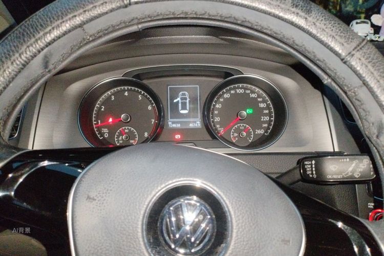 Volkswagen Golf 2014 car image #13