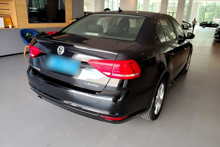 Volkswagen Lavida 2018 car image #7