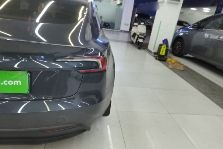 Tesla Model 3 2024 #8 Tesla Model 3 2024 car image #8