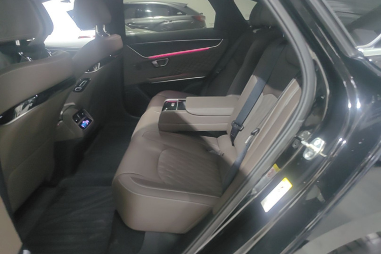 BYD Han 2023 #17 BYD Han 2023 immagine di auto #17